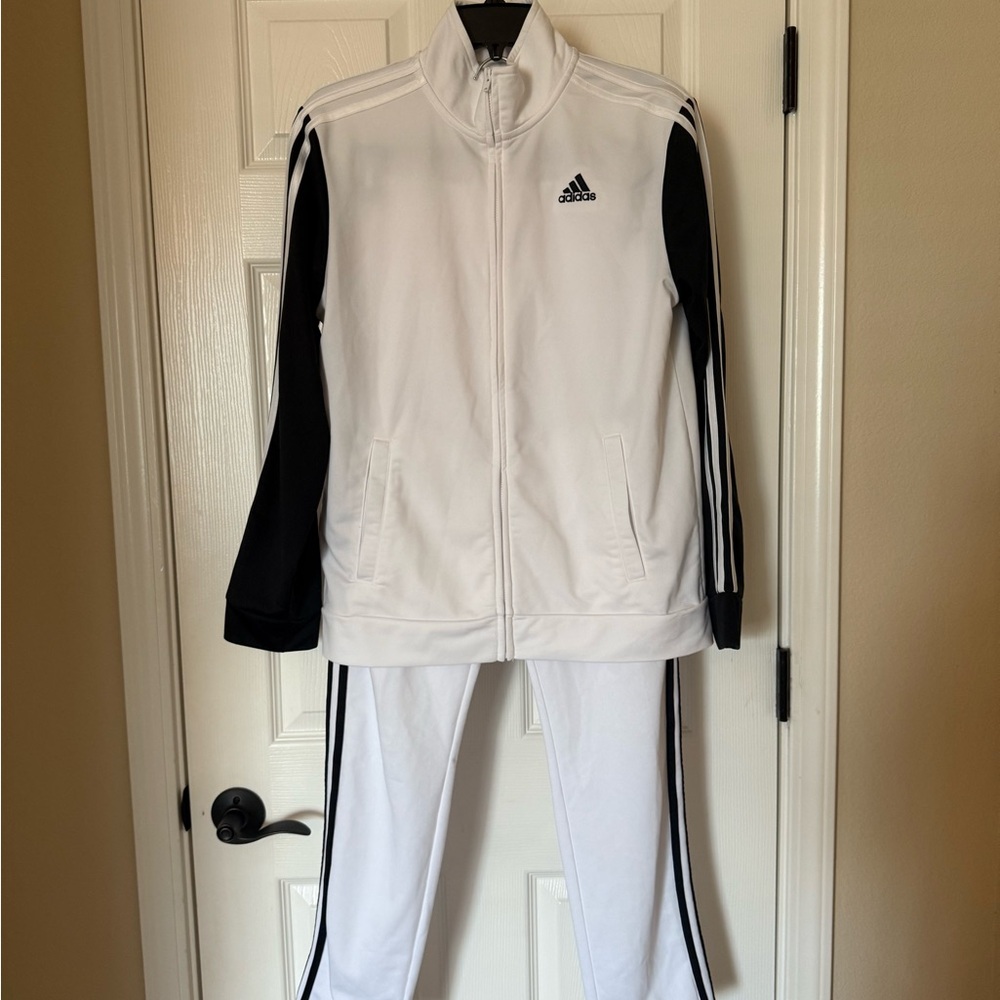20Y/ Small Women’s adidas White and Black Track Set